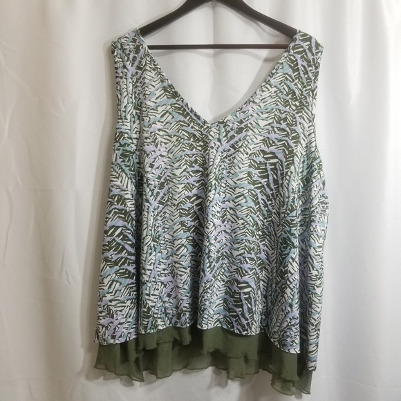 Penningtons Green and Purple Patterned Top Size 2x - Picture 2 of 10